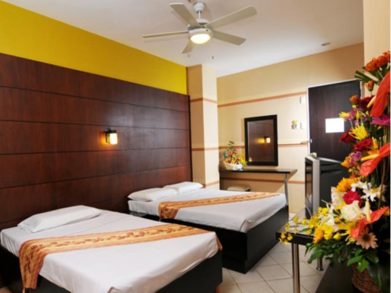 Sampaguita Suites Jrg Cebu Stadt Exterior foto